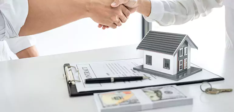 Why Choose Aurora Home Buyers to Buy Your Home Off Market On Cash in Aurora, CO?