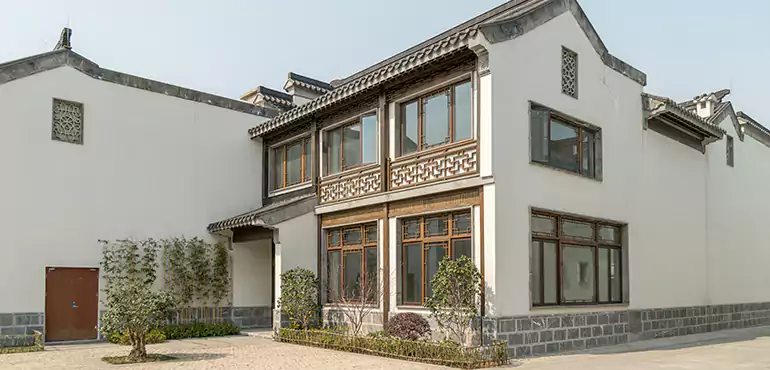 We Help Aurora Homeowners Sell Squatter-Occupied Houses Quickly and Safely