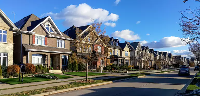 Common Reasons to Sell Your House for Cash in Aurora