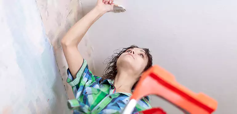 Ready to Get Rid of Your Moldy Aurora Home? Call Now for a Fast Cash Offer